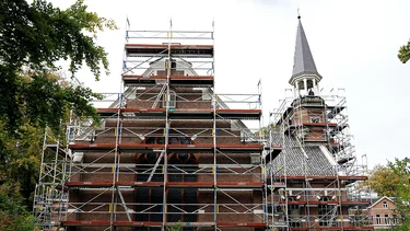 Renovatiesteiger Header